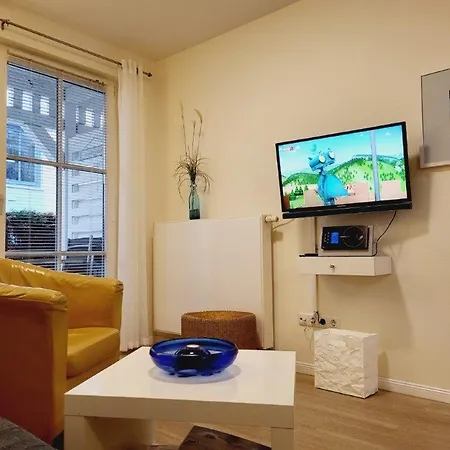 Appartementhaus Strandstrasse 16 Apartment Kuehlungsborn