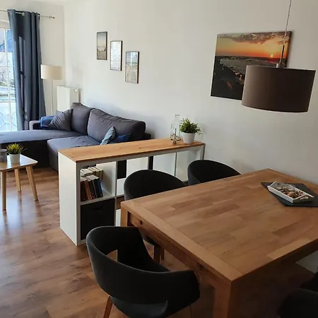 Appartementhaus Strandstrasse 16 *